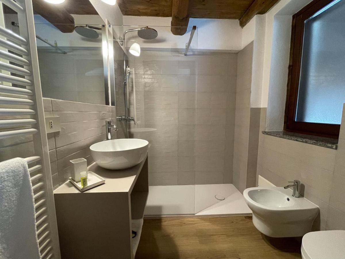 Agriturismo La Margherita การ์มาโญลา ภายนอก รูปภาพ