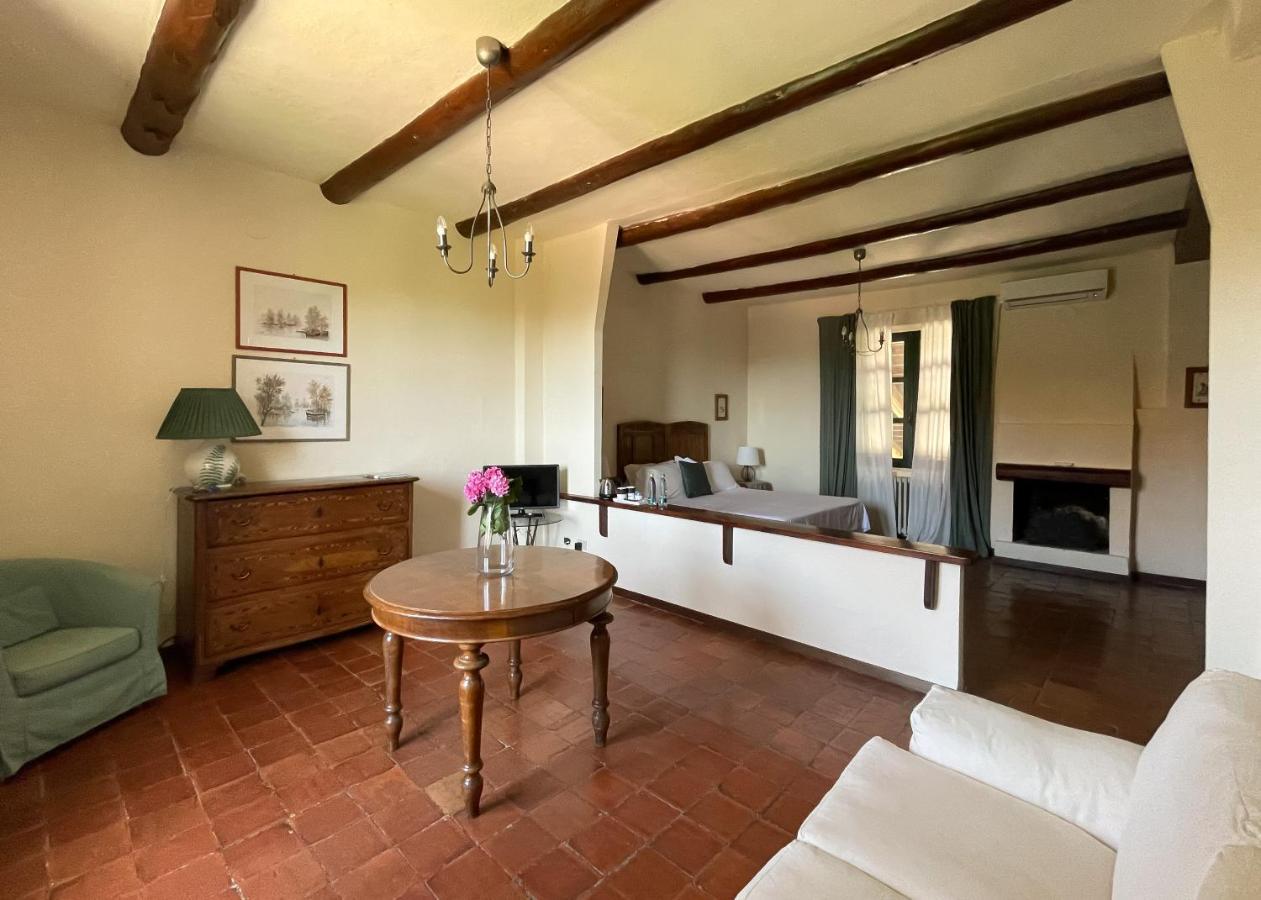 Agriturismo La Margherita การ์มาโญลา ภายนอก รูปภาพ