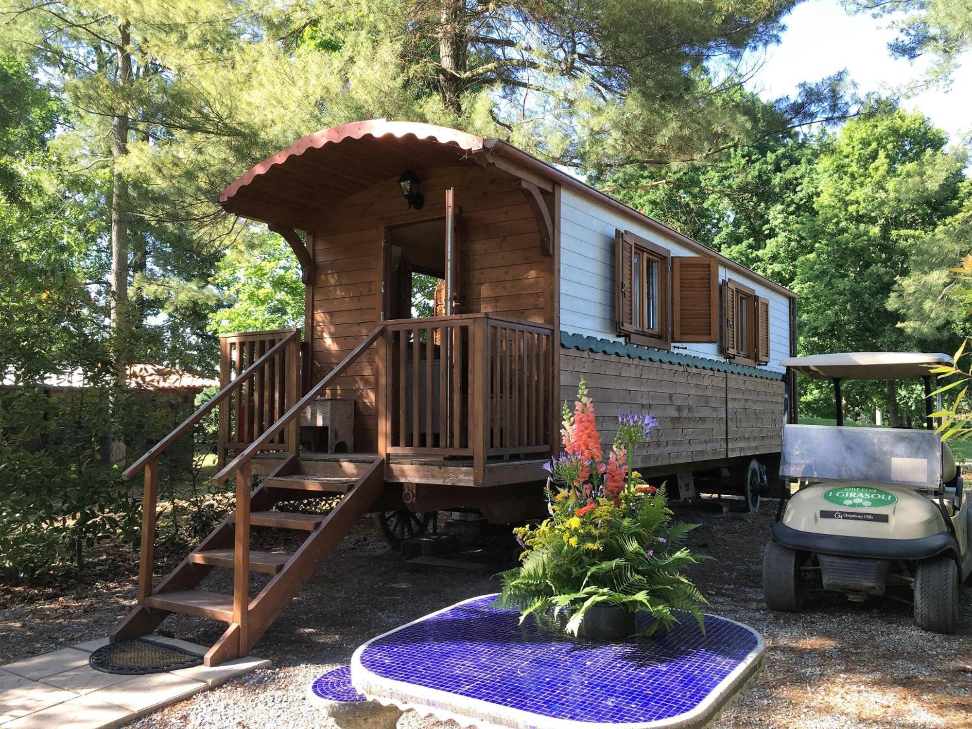 Agriturismo La Margherita การ์มาโญลา ภายนอก รูปภาพ